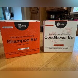 The earthling co shampoo & conditioner bars-BNIB
